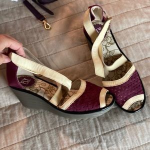 Fly London size 40 wedges